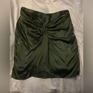 Elizabeth and James mini skirt size 8